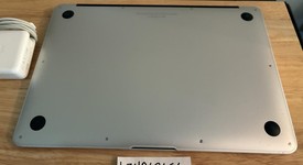 Good
													MacBook Air 2017 - 13" - I5, Silver, 128 GB, 8 GB, photo 4 of 4