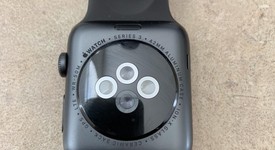 Good
													Apple Watch Series 3 42mm - Unlocked, Gray, A1861, Aluminum, photo 2 of 4