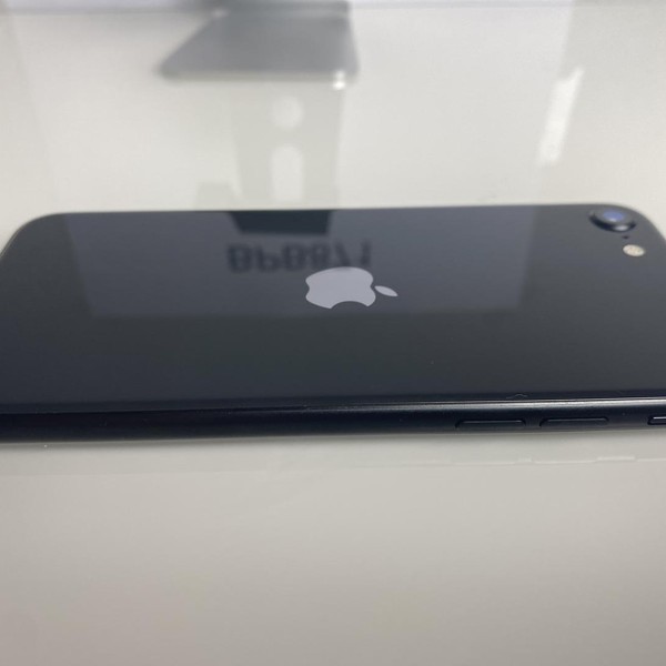 Apple iPhone SE 2nd Gen 2020 - Unlocked, Black, 128 GB, A2275