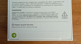 New
													Apple AirPods 4th Gen - Active Noise Cancellation, photo 2 of 3