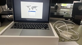 Good
													MacBook Pro 2015 (Retina) - 13" - Silver, 128 GB, 8 GB, photo 4 of 4