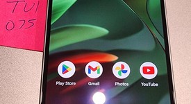 Mint
													Google Pixel 9 - Unlocked, Wintergreen, 128 GB, 12 GB, G2YBB, photo 1 of 5