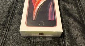 New
													Apple iPhone SE 2nd Gen 2020 - Cricket, Red, 64 GB, A2275, photo 5 of 5