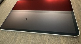 Good
													Apple iPad Pro 11" 2018 - Unlocked, Silver, 256 GB, A2013, photo 4 of 12