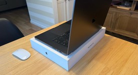 Mint
													MacBook Pro Late 2023 (M3) - 16" - Apple M3 Max 16-core, Black, 1 TB, 48 GB, 40-core GPU, photo 1 of 10
