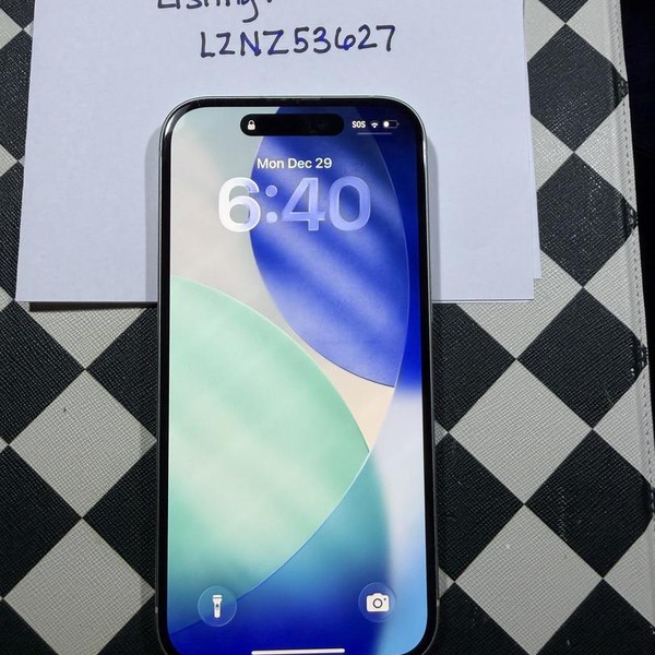 Apple iPhone 15 - Unlocked, 256 GB, Green, A2846