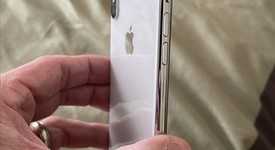 Mint
													Apple iPhone Xs - Xfinity, Silver, 64 GB, A1920, photo 4 of 7