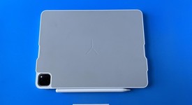 Good
													Apple iPad Pro 11" 3rd Gen 2021 - Unlocked, Silver, 128 GB, photo 3 of 5