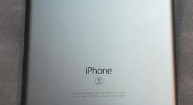 Good
													Apple iPhone 6S Plus - Straight Talk, Grey, 32 GB, A1634, photo 4 of 8