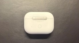 Used
													Apple AirPods Pro 2 - Lightning, photo 1 of 10