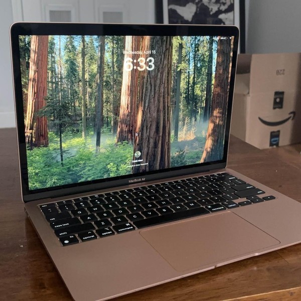 MacBook Air 2020 - 13 inch - 1 TB, Gold, 16 GB, Apple M1