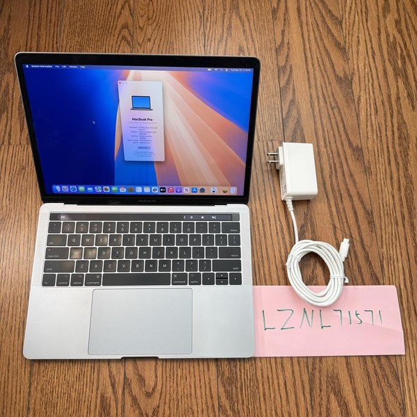 MacBook Pro 2020 - 13 inch - 512 GB, Gray, 16 GB, Intel Core i5