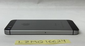 Mint
													Apple iPhone SE 1st Gen 2016 - Unlocked, Grey, 16 GB, A1662, photo 4 of 6