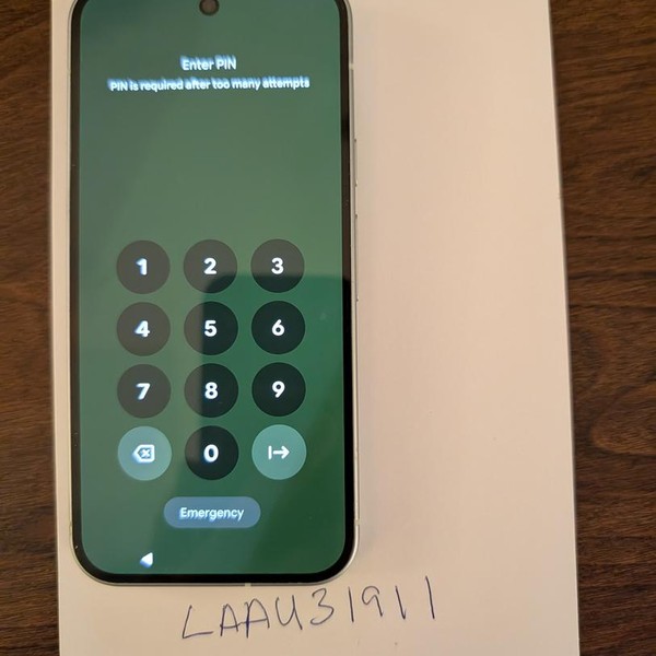 Google Pixel 9 - Unlocked, Wintergreen, 128 GB, 12 GB, G2YBB