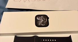 New
													Apple Watch Series 11 46mm - T-Mobile, Jet Black, A3337 - Cellular, Aluminum, photo 4 of 4