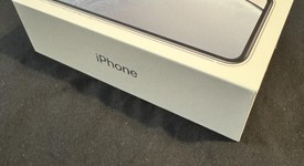 Good
													Apple iPhone Xr - Unlocked, White, 128 GB, A1984, photo 4 of 10