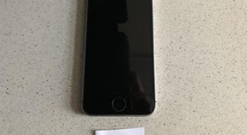Good
													Apple iPhone SE 1st Gen 2016 - TracFone, Grey, 32 GB, A1662, photo 1 of 5