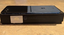 Good
													Motorola Razr 2025 - Unlocked, Blue, 256 GB, 8 GB, photo 4 of 9