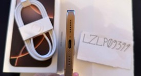 Mint
													Apple iPhone 16 Pro Max - Unlocked, Desert, 512 GB, A3084, photo 3 of 7