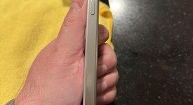 Mint
													Apple iPhone 16 Pro - Unlocked, White, 256 GB, A3083, photo 5 of 9