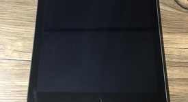 Fair
													Apple iPad 5th Gen - Wi-Fi, Gray, 128 GB, A1822, photo 2 of 7