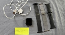 Fair
													Apple Watch Series 3 42mm - Gray, A1859, Aluminum - GPS, photo 1 of 6