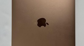 Good
													MacBook Air 2020 - 13" - I3, Gold, 256 GB, 8 GB, photo 3 of 15