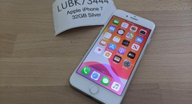 Good
													Apple iPhone 7 - Unlocked, Silver, 32 GB, A1778, GSM, photo 1 of 8