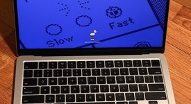 Good
													MacBook Air 2025 (M4) - 13" - Apple M4, Starlight, 256 GB, 16 GB, photo 4 of 9