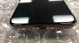 Fair
													Apple iPhone Xs Max - Unlocked, Silver, 256 GB, A1921, photo 4 of 6