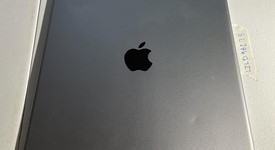 Good
													Apple iPad Pro 12.9" 2nd Gen 2017 - Unlocked, Gray, 512 GB, photo 5 of 7