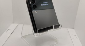 Fair
													Samsung Galaxy Z Flip3 5G - Unlocked, Black, 128 GB, 8 GB, SM-F711U1, photo 1 of 7