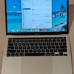 Good MacBook Pro 2020 - 13 inch - 256 GB, Silver, 8 GB, Apple M1
