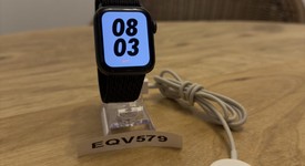 Good
													Apple Watch SE 1st Gen 40mm - Unlocked, Gray, A2353 - Cellular, Nike, photo 1 of 15