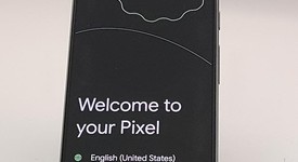 Good
													Google Pixel 8 - Unlocked, Hazel, 128 GB, 8 GB, G9BQD, Sub-6 5G, photo 3 of 4