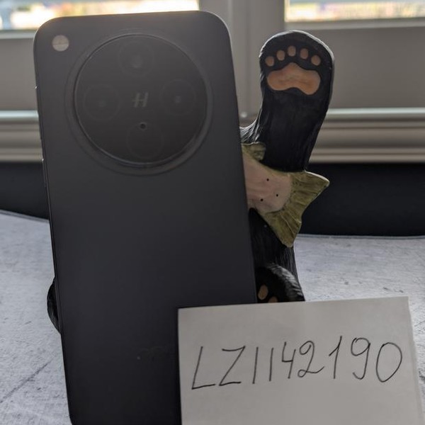 Oppo Find X8 - Unlocked Non-US, 256 GB, Space Black, 12 GB