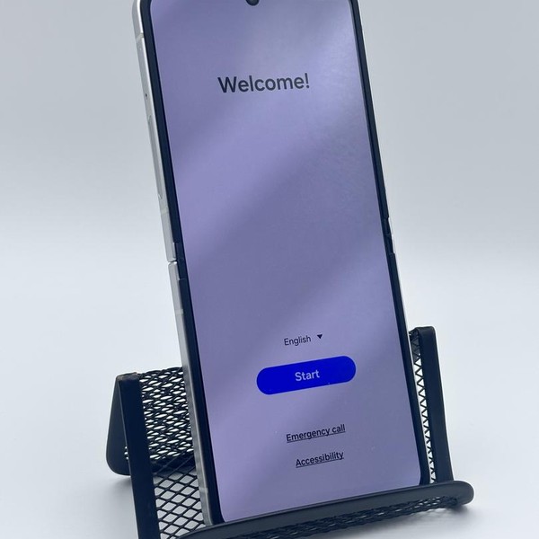 Samsung Galaxy Z Flip6 - Unlocked, 512 GB, White, 12 GB, SM-F741U1