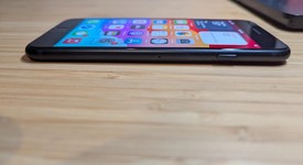 Good
													Apple iPhone SE 3rd Gen 2022 - Unlocked, Midnight, 64 GB, A2595, photo 4 of 14