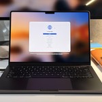 Good MacBook Pro 2024 - 14 inch - 512 GB, Space Black, 24 GB, Apple M4 Pro 12-core