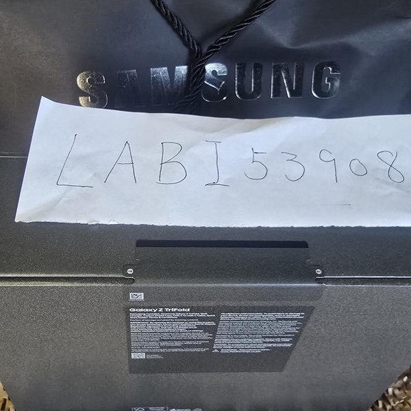 Galaxy Z Trifold - Unlocked, 512 GB, Crafted Black, 16 GB, SM-F968U1