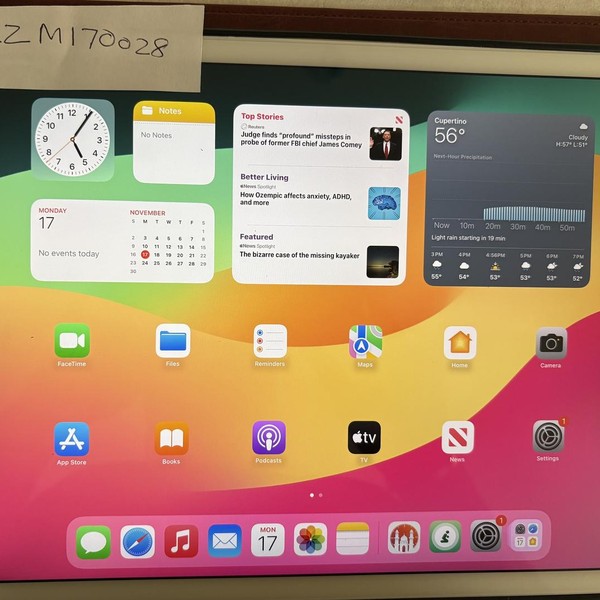 Apple iPad Pro 12.9 inch 2nd Gen 2017 - Wi-Fi, 256 GB, Gold