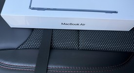 New
													MacBook Air 2025 (M4) - 13" - Apple M4, Midnight, 256 GB, 16 GB, photo 4 of 4