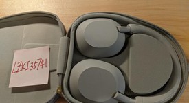 Used
													Sony WH-1000XM5 - Silver, photo 1 of 9