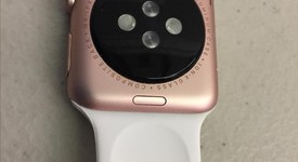 Good
													Apple Watch Series 1 42mm - Rose Gold, 8 GB, A1803, photo 4 of 5