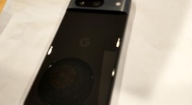 Good
													Google Pixel 8 - Google Fi, Obsidian, 256 GB, 8 GB, G9BQD, Sub-6 5G, photo 4 of 6