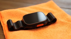 Good
													Apple Watch Ultra 2 49mm - Unlocked, Black, A2986, photo 5 of 44