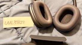 Used
													Apple AirPods Max USB-C - Midnight, photo 2 of 8