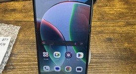 Good
													Motorola Razr (2023) - Unlocked, Sage, 128 GB, 8 GB, photo 2 of 9