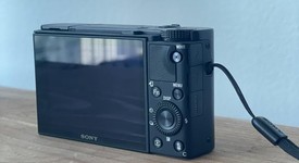 Mint
													Sony Cyber-shot RX100 VII, photo 1 of 7