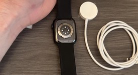 Good
													Apple Watch Series 7 41mm - Unlocked, Midnight, A2475 - Cellular, Aluminum, photo 3 of 5